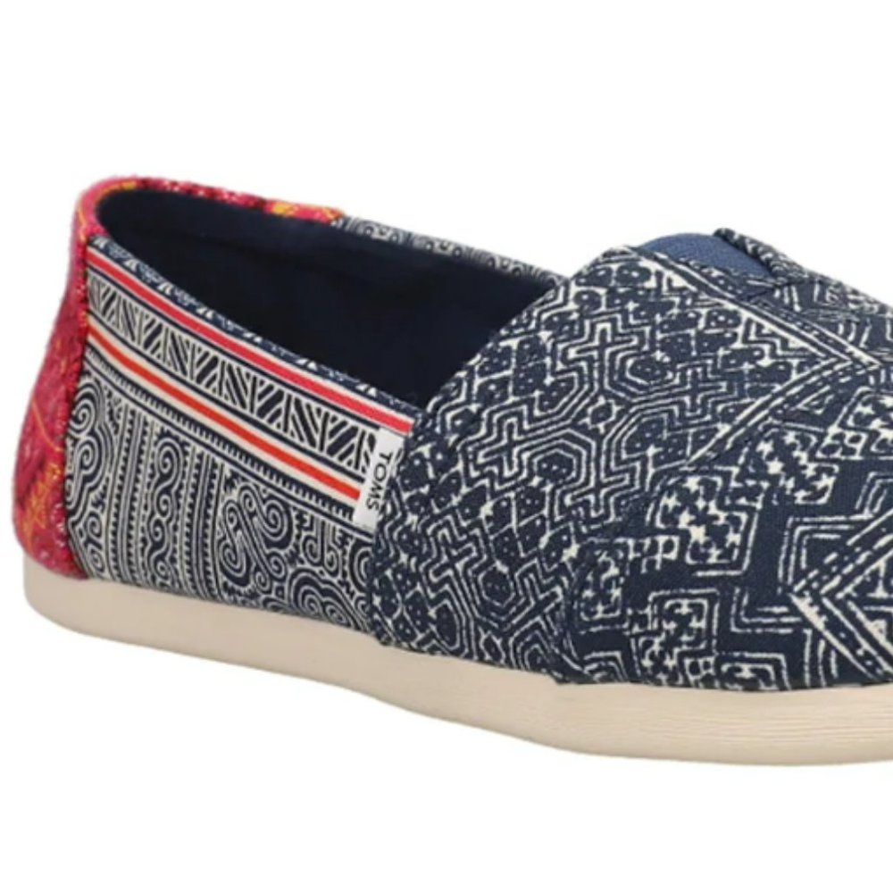 TOMS Alpargata Slip On Flats size 9 Womens